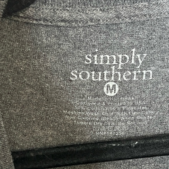 Simply Southern Women’s Gray Hey Deer Tee - Size Medium - Picture 2 of 5